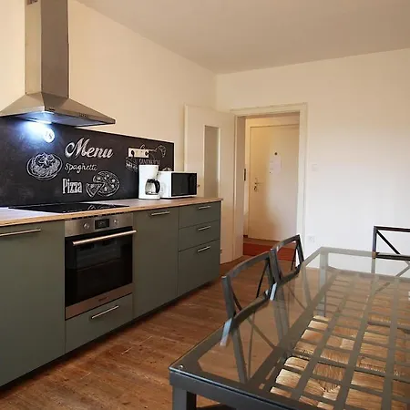 Zentrale Stadtwohnung - Direkt Am Main, Park-ausblick * Würzburg